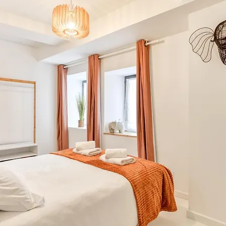 Les De Laure - L'or Blanc, Avec Vue Sur Le Chateau, Climatisation, A 160 M De La Cite Medievale Apartman Carcassone