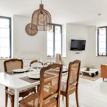 Les De Laure - L'or Blanc, Avec Vue Sur Le Chateau, Climatisation, A 160 M De La Cite Medievale * Καρκασόν