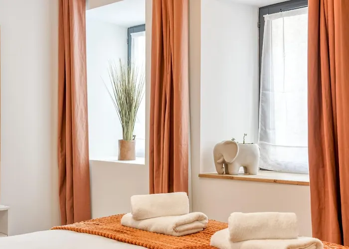 Les De Laure - L'or Blanc, Avec Vue Sur Le Chateau, Climatisation, Netflix, A 160 M De La Cite Medievale